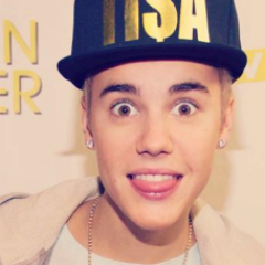 Justin:Nossa inspiração, Nosso Kidrauhl não importa o Quanto nós Julguem por ser Belieber o sorriso de nosso BB sempre fará td valer a Pena! @justinbieber ♥