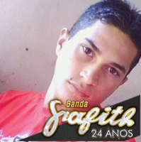 Um rapaz adoravel,Que só quer ser amado.