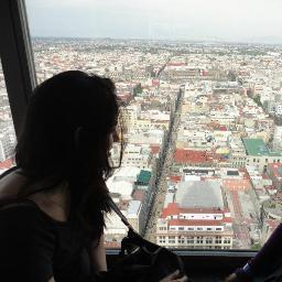 lilianafloro's profile picture. 