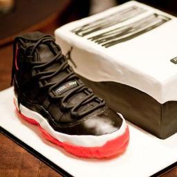 LBSneakerRehab's profile picture. 