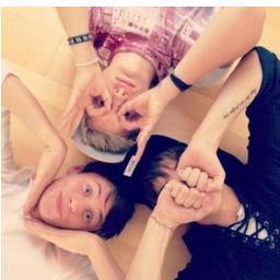I DONT KNOW WHAT TO SAYY ... ILOOOOVVVEEEEEE THESES THREE BOYS  ♥♥ @District3music