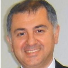 خبير بالتخطيط الإستراتيجي وتحسين الأداء التنظيمي والإدارة المالية للمنظمات الربحية والغير ربحية