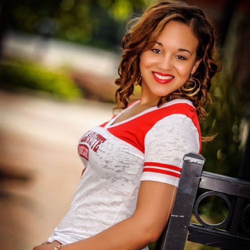 UL Alum


April T. Photography