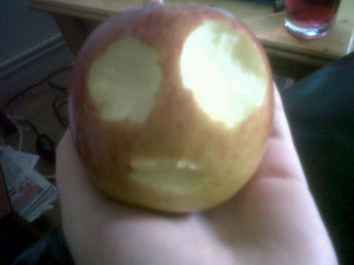 pop is plop! I'm a Metal lover!.. Erm guys... Why am I.. A.. Erm.. APPLE?! :O