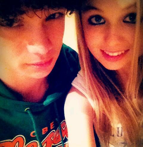 - ♥ @Jeffreey_
- hou echt veel van jou boo x @JEFFREEY_
  - 4 HAVO