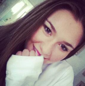 clare_atkinson1's profile picture. I follow back ✌