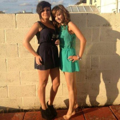 Gemma. recently moved down to cornwall, & its beautiful. just gonna follow aload of randoms - follow back