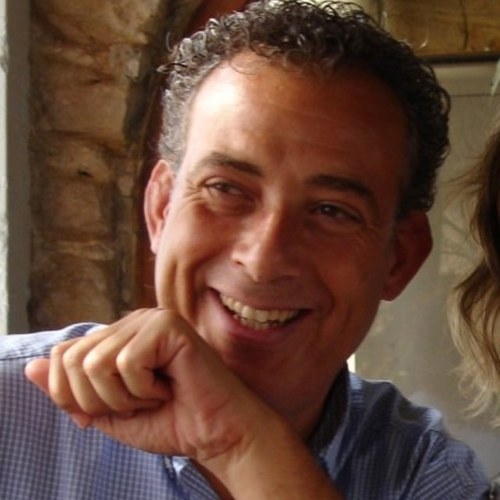 Economista, MBA IE, Administrador de fincas