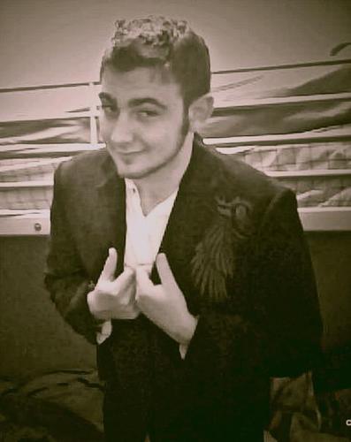 Fred_Nigma's profile picture. Name is Nigma. I DJ and I like sandwiches.
#TeamFollowback 
http://t.co/AlhFlseSQW
http://t.co/gXjYVRDsbK