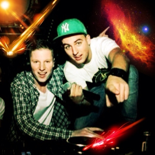 Hardstyle is bangin when it is RAW! Bass in ya FACE!