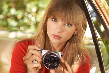 Taylor is such an inspiration. Couldn't be anymore proud of her:') love ya babe @taylorswift13 ♥