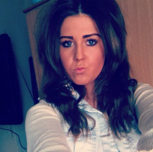 CaitlinleaOx's profile picture. caitlinlea. follow me please?i will follower you back.