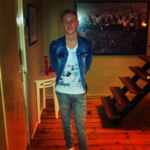 Work hard play hard
Instagram; larsjus
