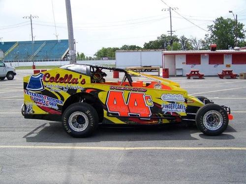 Driver of the 44c Dirt Sportsman.