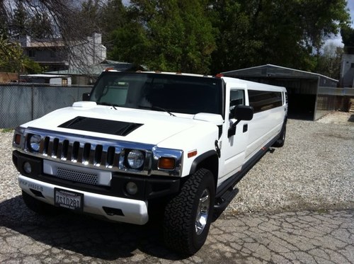 calilimo's profile picture. phone number 818 881-8682