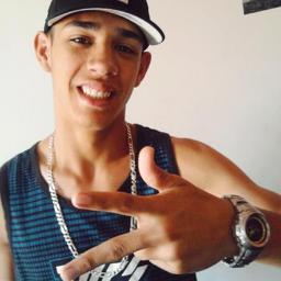 .  to aqui firme e forte, lutando e conquistando ♪ :)