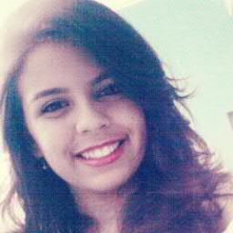 15 anos,estudante de Informatica no IFRN Apodi,BF da @_KaremJessica,adoro fazer novas amizades, amo minha familia e agradeço sempre a Deus por tudo que tenho (:
