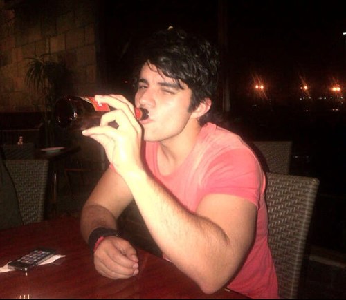 Fernandoveliz's profile picture. ingeniero/ abogado .No Fumo, No Bebo, No he sido infiel,ni Ludopata, Joder,mi unico defecto es q soy un mentiroso. Inst@fernandovelizmartin snap@fernandoveliz