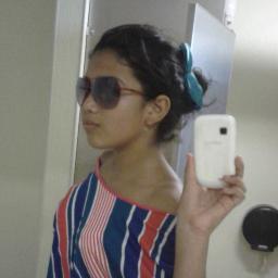 Me gusta @selenagomez 1D @justinbieber , Soy divertida, sígueme y te sigo