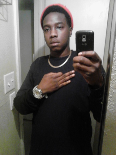 young nigga tryna get this money live in handle this life shit..