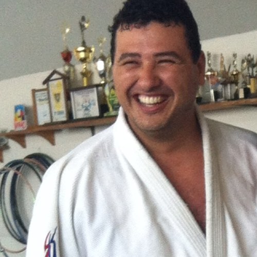 fragatas's profile picture. Marido da Simone, pai da Camila e do Bruno, representante comercial, faixa preta de Judô e Sãopaulino!