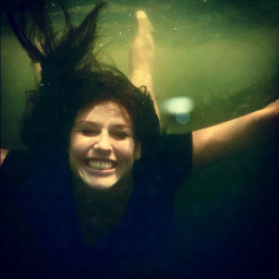 lmakepeace's profile picture. 