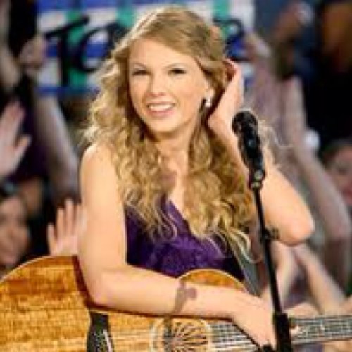 I'm here supporting this girl with bright blue eyes, curly blonde hair, a beautiful smile, an amazing voice & the biggest heart. Guess who yet? Taylor Swift