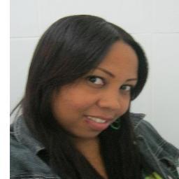 Soy una persona alegre, cristiana. pienso que la vida es el aqui y ahora y que hay que vivir cada momento como si fuera el ultimo.