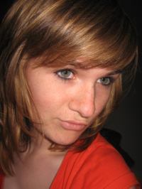 honeybeee21's profile picture. 