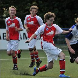 Victoria C1, Comenius College, 3vwo Eemnes, Ajax