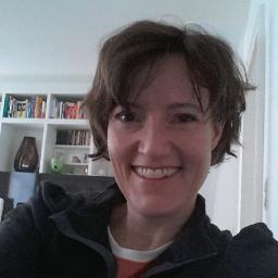 London-based management consultant, personal and business coach, enthusiastic 'forrozeira' and aspiring golfer