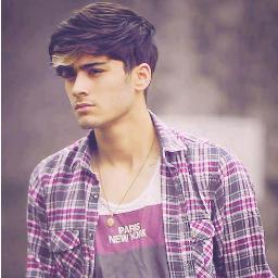 accioDJMalik's profile picture. 