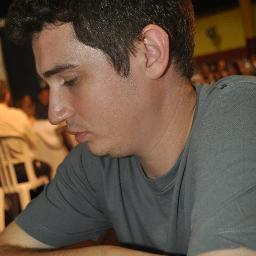 Bacharel em ADM, estudante de Jornalismo da FAG, atuo na assessoria da Acimi e SICT, Colorado, Coordenador diocesano da PJ Foz