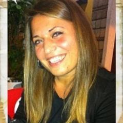 social media marketing addicted.fashion lover
rock'nrollstoryteller. Is looking for job,
she's a choosy girl.