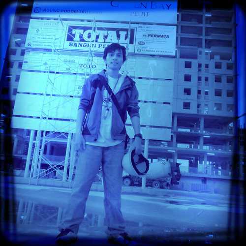 a passionate #pianist 〔interested in ℑαzzyGosρ℮∟|Λℓτяηατν〕┃ private tutor┃ ∧ℜ¢нⅰ┳∃⊃T ┃ fan of @ChelseaFC ┃ #thankGOD we're abundantly blessed(⌒｡⌒)ν