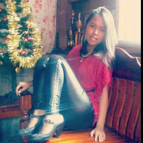 im so amazed to @jessicaesanchez!! she got the real attitude of a star/idol. i love my blujay family :) you made my life amazing and happy . i love volleyball
