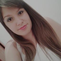 Eu sou 01 mulher feita e não devo pra ninguém. Não comprei meu respeito de ninguém. Aprendi do meu jeito e fui refém. (15)