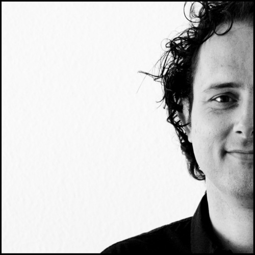 Six Fingers | Happy Citizen Design | Speaker | Author | Humanity Centered Design | Latest book: Versus | Loves strange theories & paradoxes | Music Freak