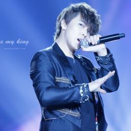 ผมเป็นแฟนบอยเอสเจ ผมเป็นบอทซองมินครับ คิคิคิคิ --- คุยกับผมได้นะผมไม่หยิ่ง