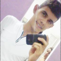 #
Joadson Kaio . Prαzer³

--'
­­­­­
­ αs flores são bonitαs em quαlquer lugαr do mundo , muitα gente tem formα mαis não tem conteúdo .
­