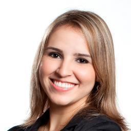 Jornalista com diploma e muito orgulho. Assessora de Comunicação. Leonina, apaixonada e irmã mais velha. Baixinha e invocada!