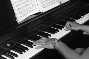 KamatoyMusic's profile picture. Piano, Tenor, Ukulele, Writer, Producer
