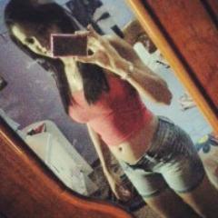 • ρσr fσrα α мєnιnα qυє мitos jυℓgαм...• ρσr dєntro α мυℓнєr qυє ρσυcσs cσnнєcєm..иãσ fαçα ѕυα fєℓι¢ι∂α∂є ∂єρєи∂єя ∂αqυιℓσ qυє иãσ ∂єρєи∂є ∂є νσ¢ê!