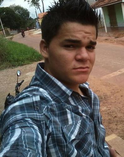 vc quer alguem perseguindo vc? simplis me perseguem...