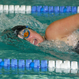 Lucky liver transplant recipient hoping to swim to glory at the World Transplant Games in 2013
