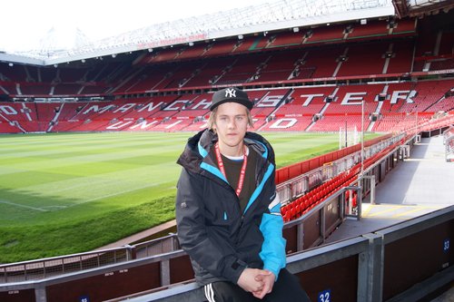 PetterOlsen2802's profile picture. Elsker engelsk fotball. United supporter.