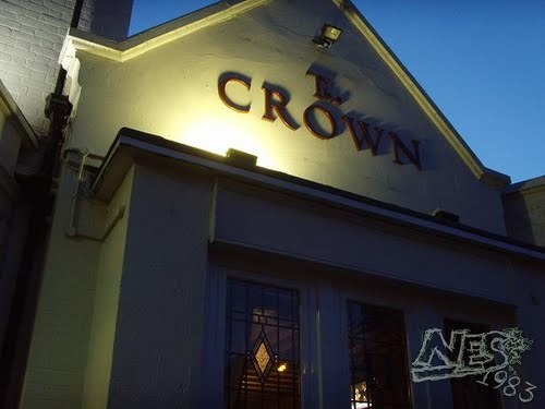 We are a friendly local pub, who serves food allday everyday, has enetertainment on every weekend and drinks promotions on all the time come join inthe fun :-)