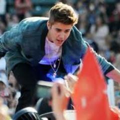 MIS SUPER IDOLOS: JUSTIN BIEBER - ONE DIRECCION Y PORTA
LOS QUIERO