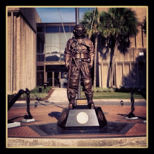 A non-profit organization which offers a scholarship to the eligible family members of US Navy trained divers of all branches of the US Military.