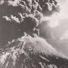 IM A PERSONIFICATION OF MT VESUVIUS THE VOLCANO, THE NATURAL DISASTER THAT KILLED THOUSANDS HAHAHAHAH